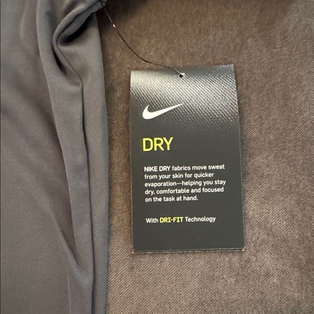 Nike Men’s Golf Polo Shirt Gray Short Sleeve Size XL Standard Fit 891881-021 NWT - Picture 8 of 13